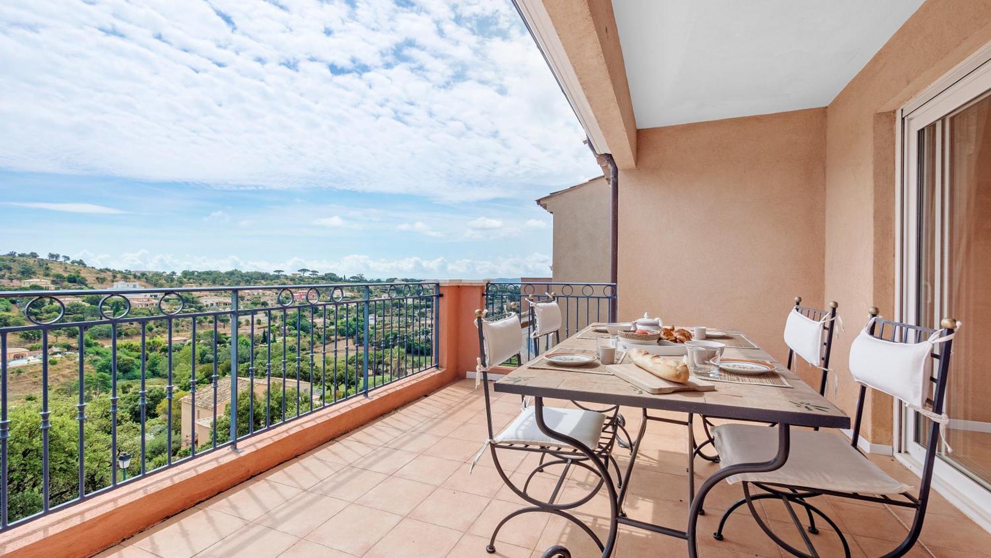 Les Cigales, Superbe Vue - Golfe De Sainte-Maxime Apartment ภายนอก รูปภาพ
